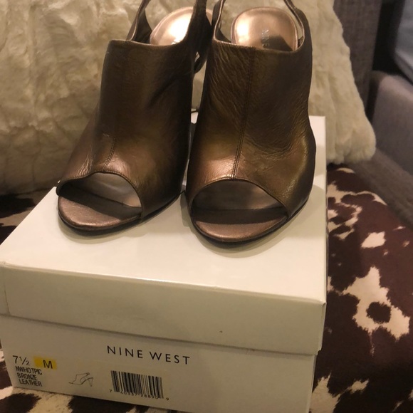 Nine West Bronze Leather Sandals - Picture 5 of 5